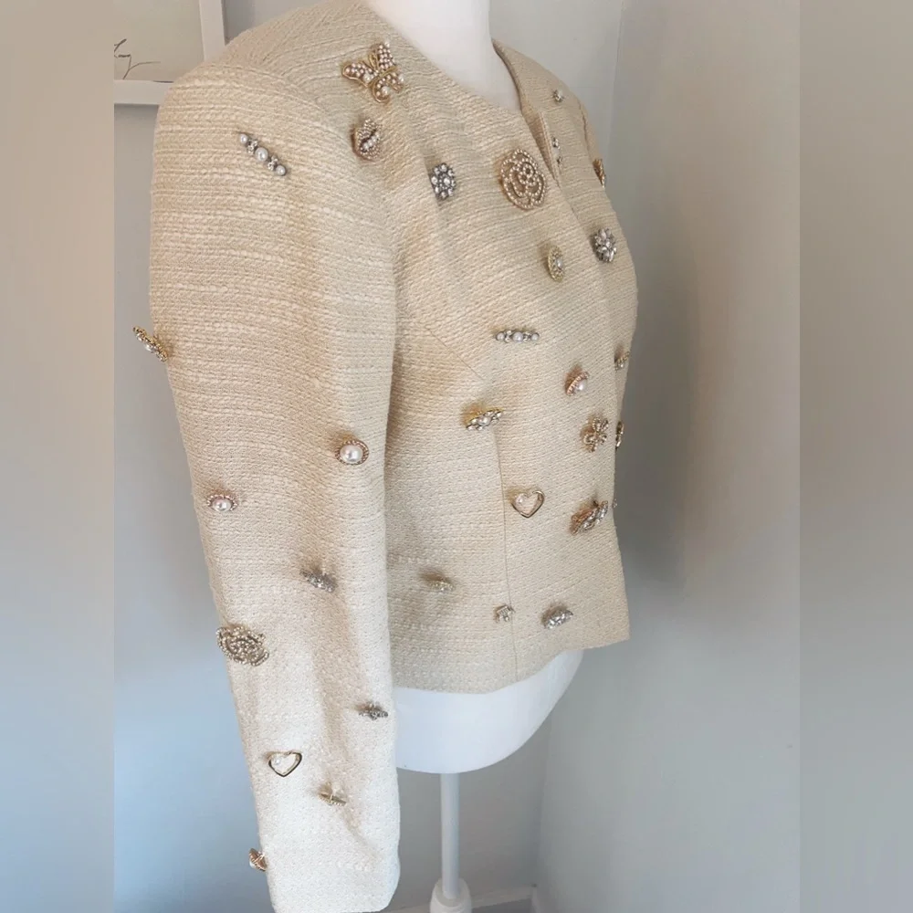 L’Agence Tayla Embellished Boucle Jacket - Picture 4 of 16